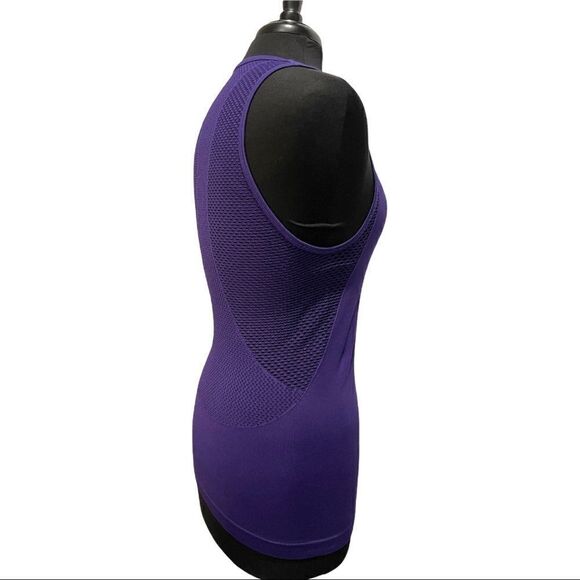 FABLETICS Musetta Plum Seamless Tank - Picture 8 of 14